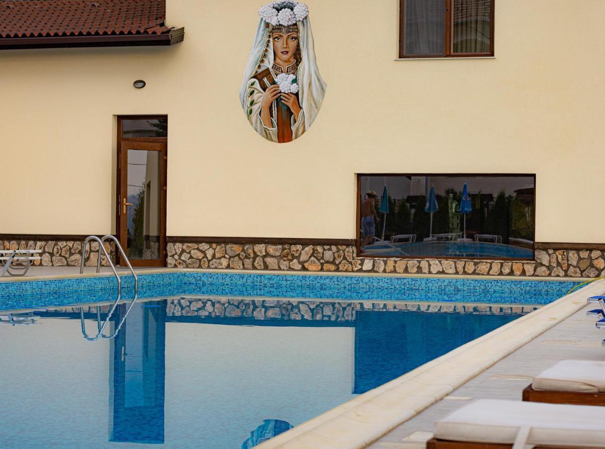 Eco Hotel Momata Kolarovo ภายนอก รูปภาพ