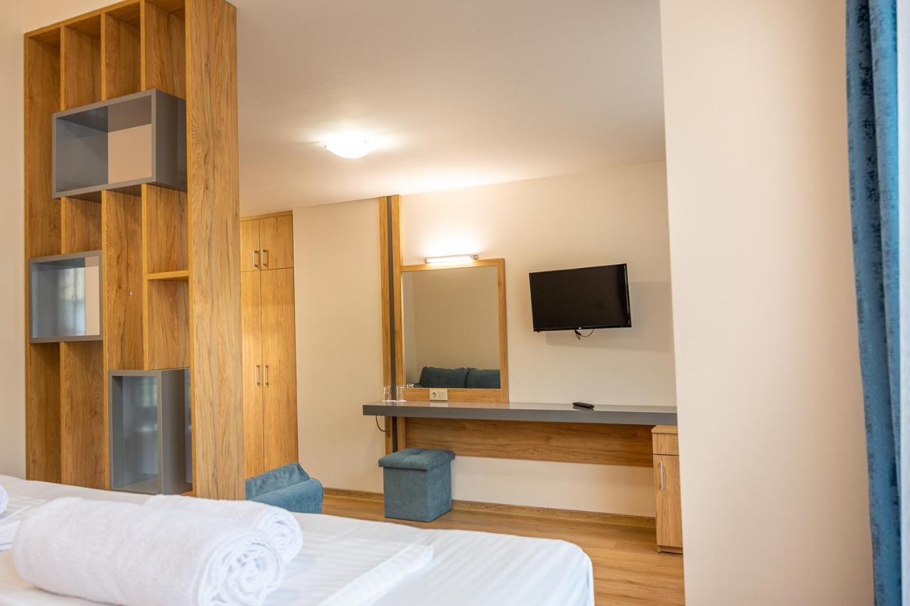 Eco Hotel Momata Kolarovo ภายนอก รูปภาพ
